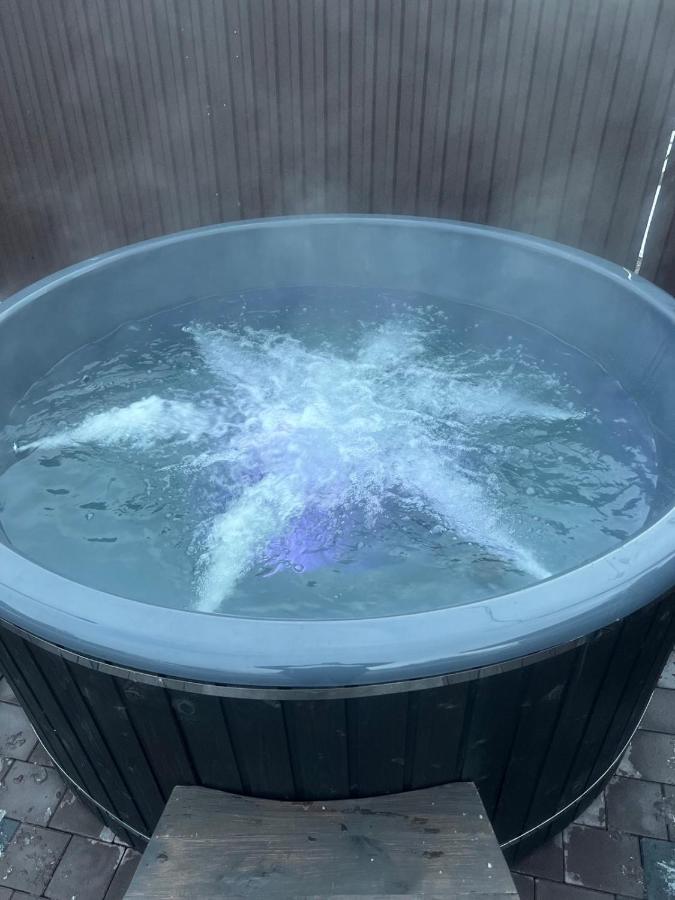 Sadyba Magnat Hotel Deljatin Kültér fotó