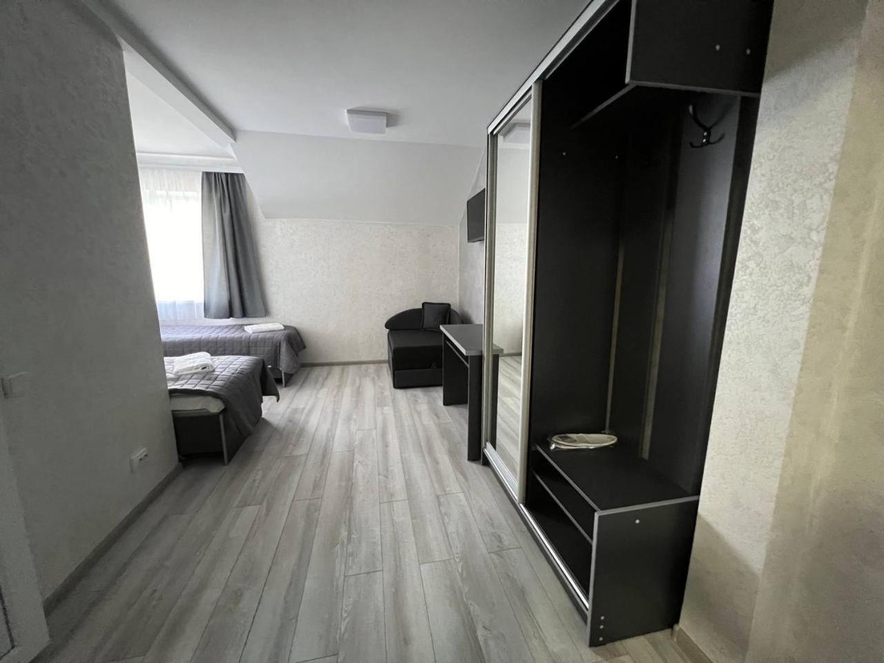 Sadyba Magnat Hotel Deljatin Kültér fotó