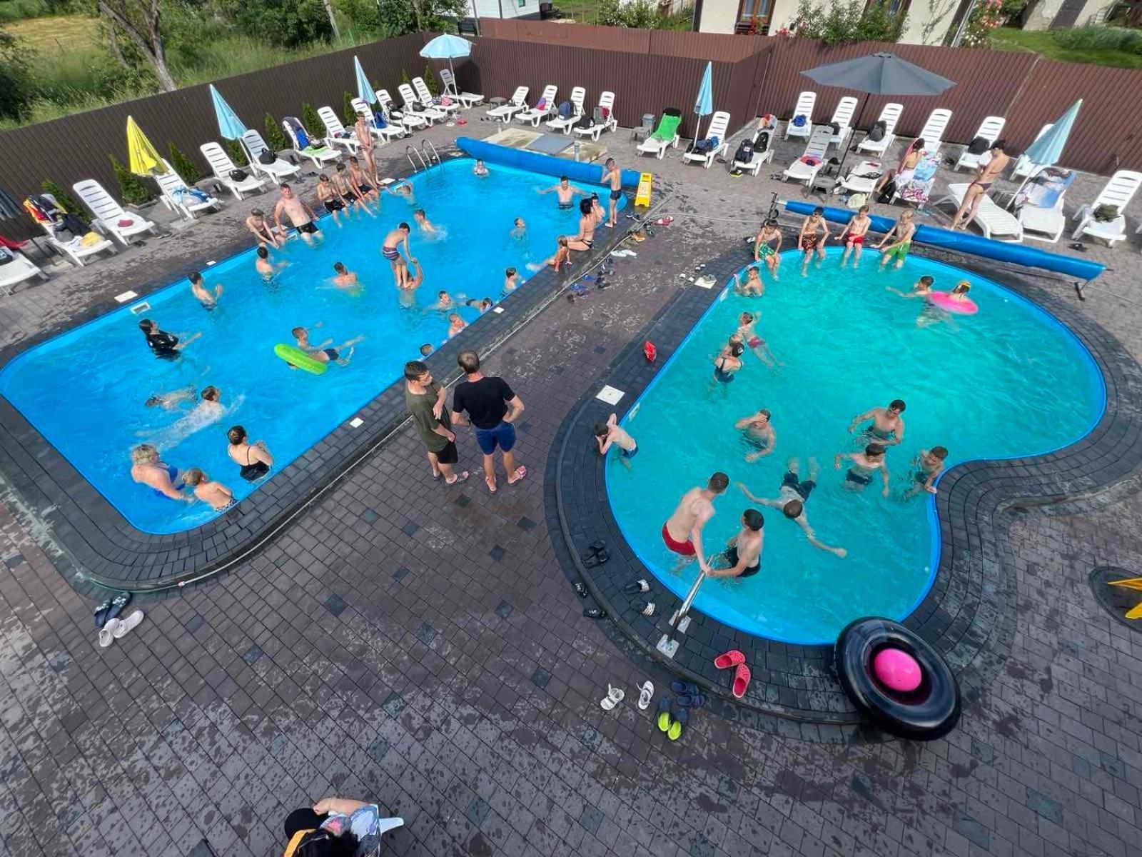 Sadyba Magnat Hotel Deljatin Kültér fotó