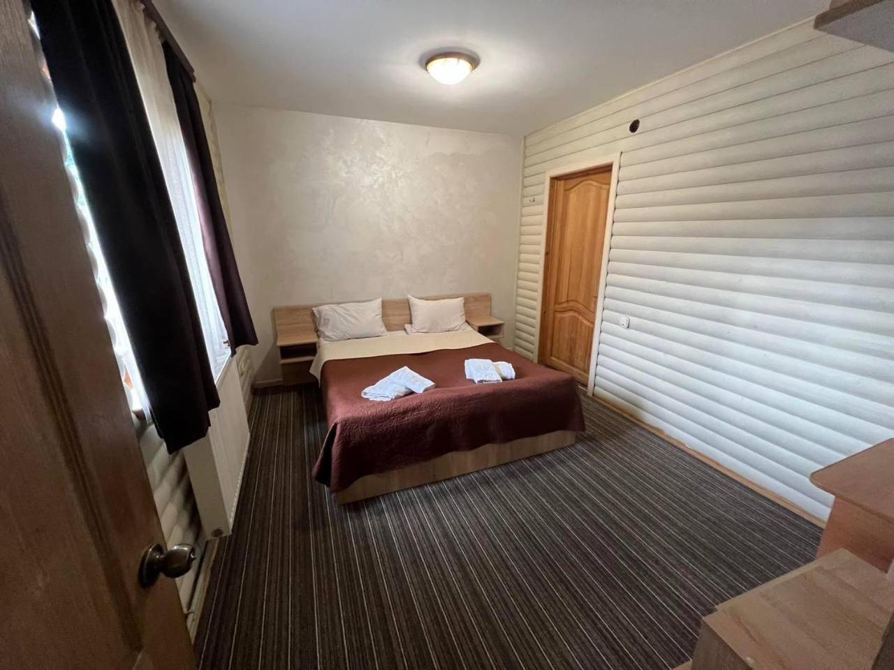 Sadyba Magnat Hotel Deljatin Kültér fotó