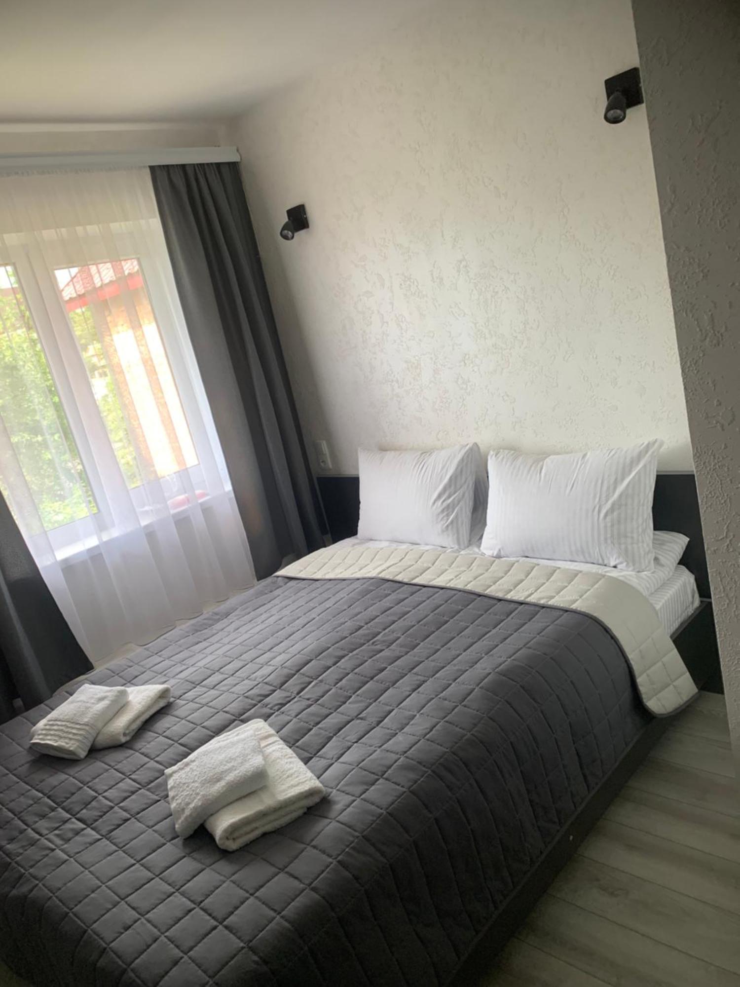 Sadyba Magnat Hotel Deljatin Kültér fotó